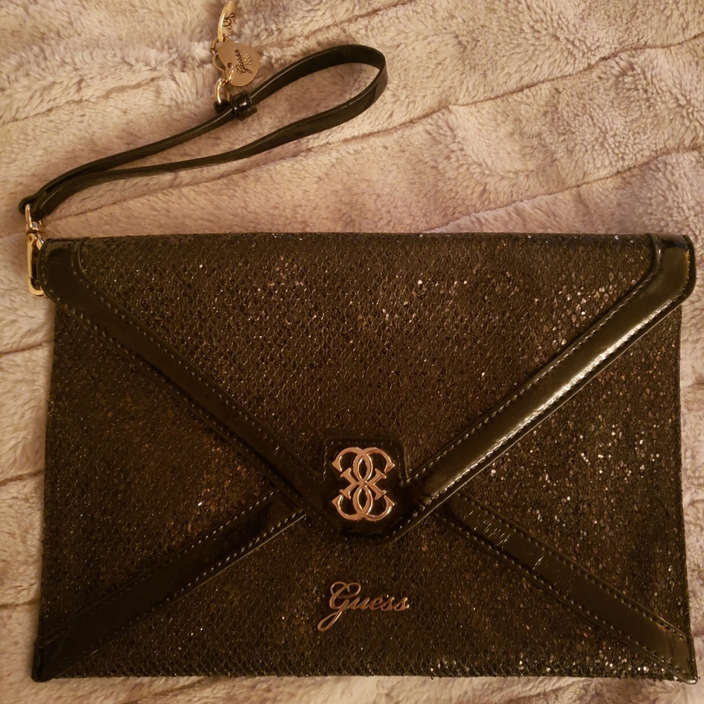 Guess Wristlet